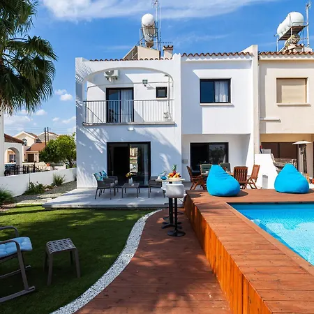 Perle Di Gio Larnaka