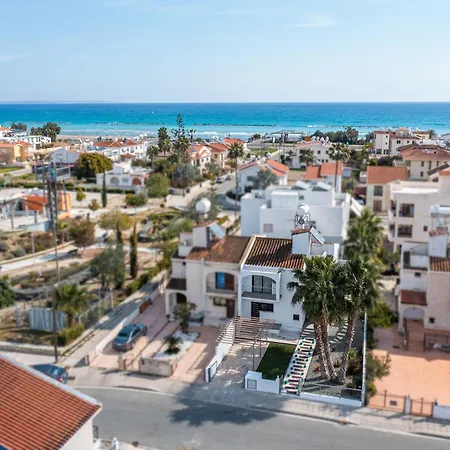 Perle Di Gio * Larnaka