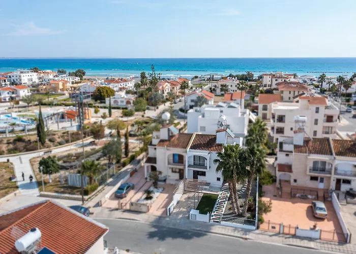 Perle Di Gio * Larnaca